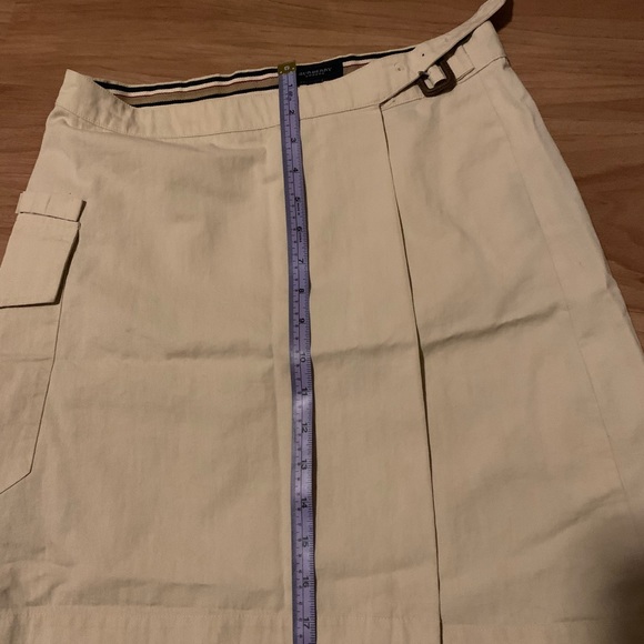 Authentic Burberry London Ladies Khaki Cargo Skirt - Picture 4 of 6